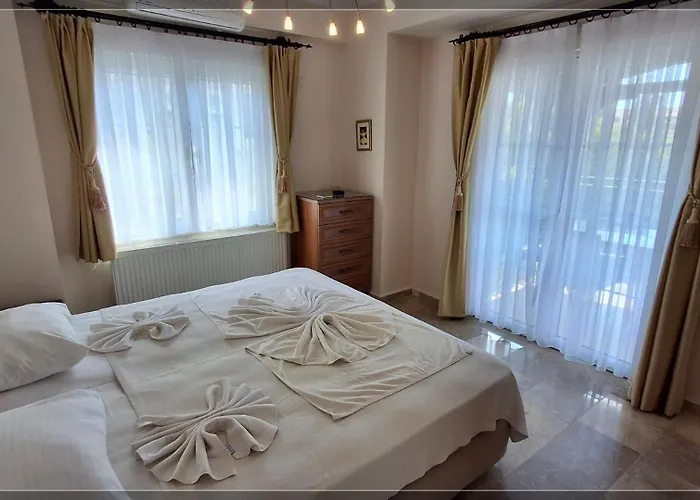 Crocus - Private 3 Bedroom In Ovacik 费特希耶