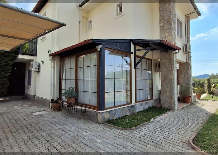Crocus - Private 3 Bedroom In Ovacik * 费特希耶