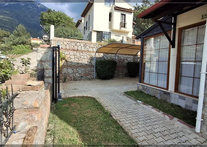 Crocus - Private 3 Bedroom In Ovacik 别墅