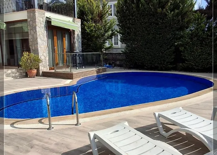 Crocus - Private 3 Bedroom In Ovacik 费特希耶