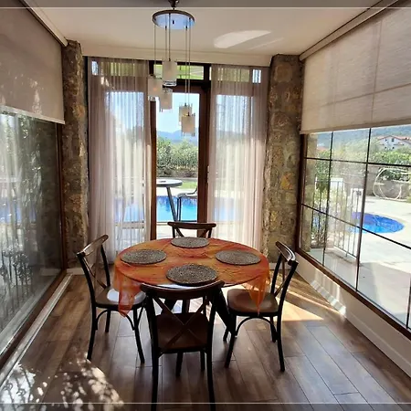 ヴィラ Crocus - Private 3 Bedroom In Ovacik