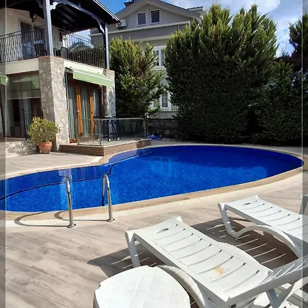 Crocus - Private 3 Bedroom In Ovacik フェティエ